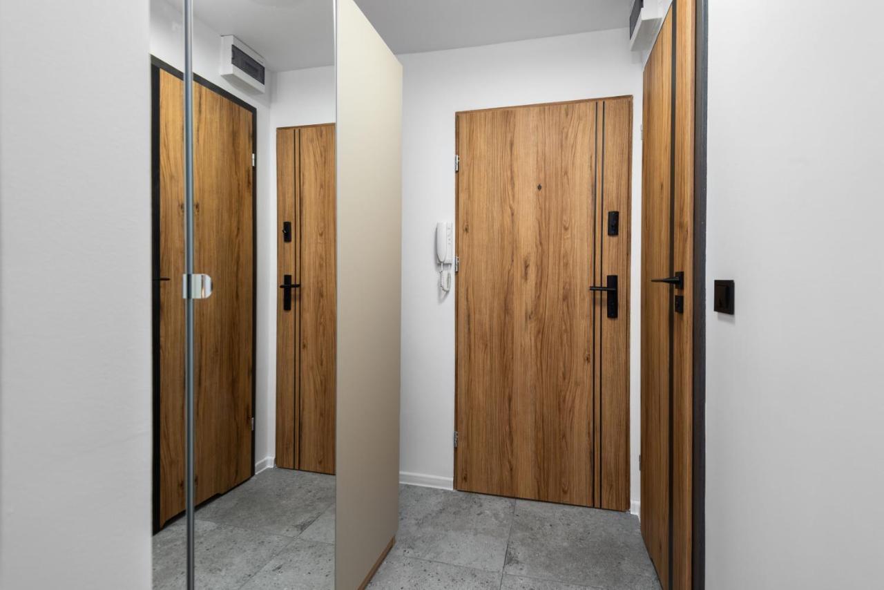 Kairos Apartments - Silver - Darmowy Parking, Scisle Centrum Гливице Екстериор снимка