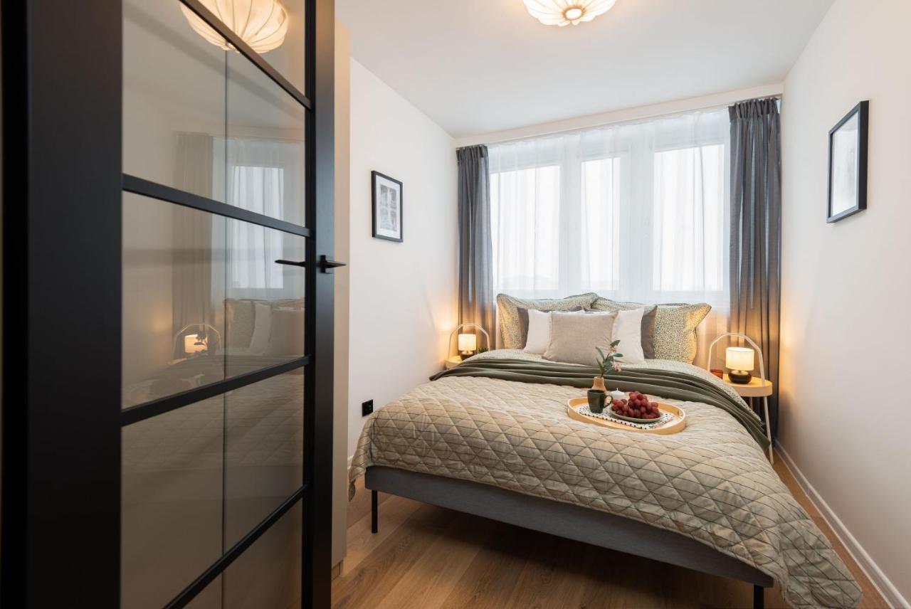 Kairos Apartments - Silver - Darmowy Parking, Scisle Centrum Гливице Екстериор снимка