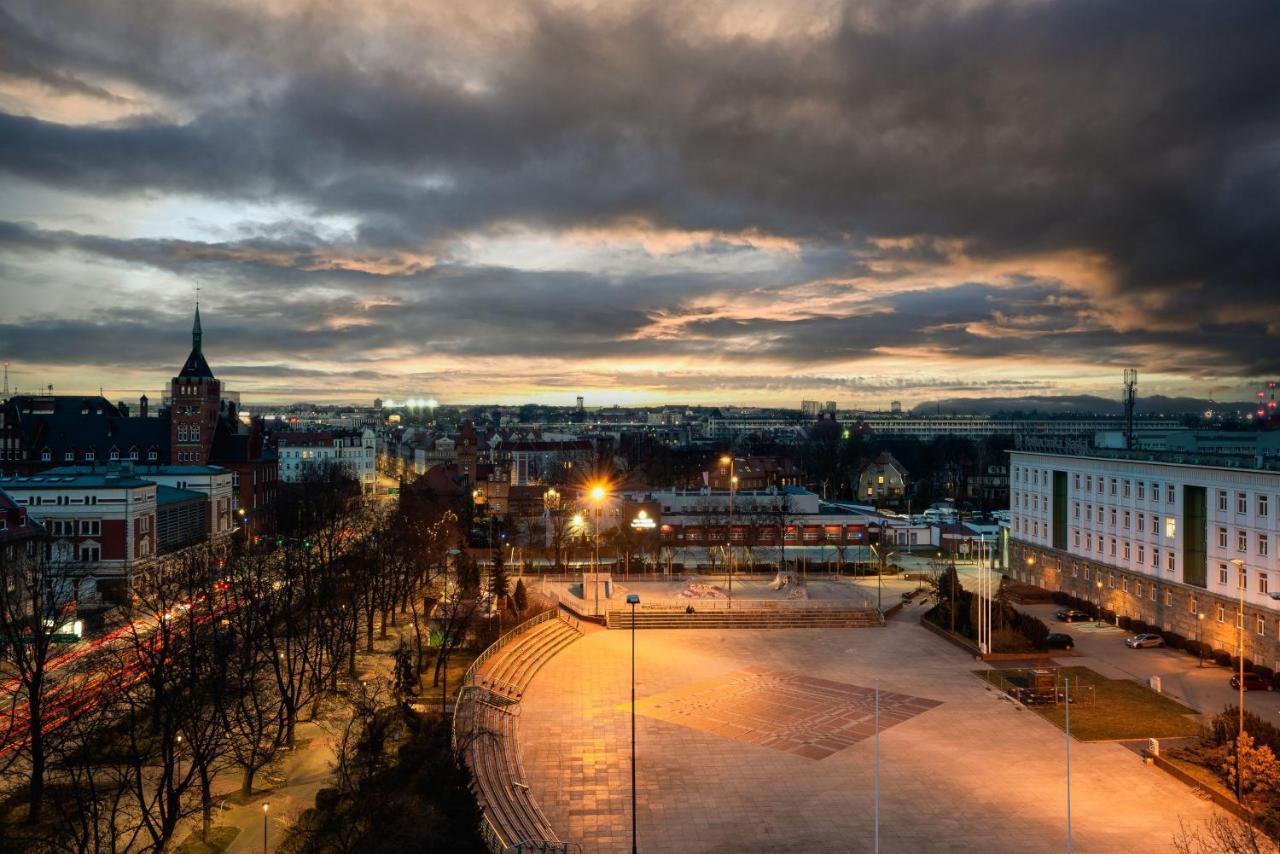 Kairos Apartments - Silver - Darmowy Parking, Scisle Centrum Гливице Екстериор снимка